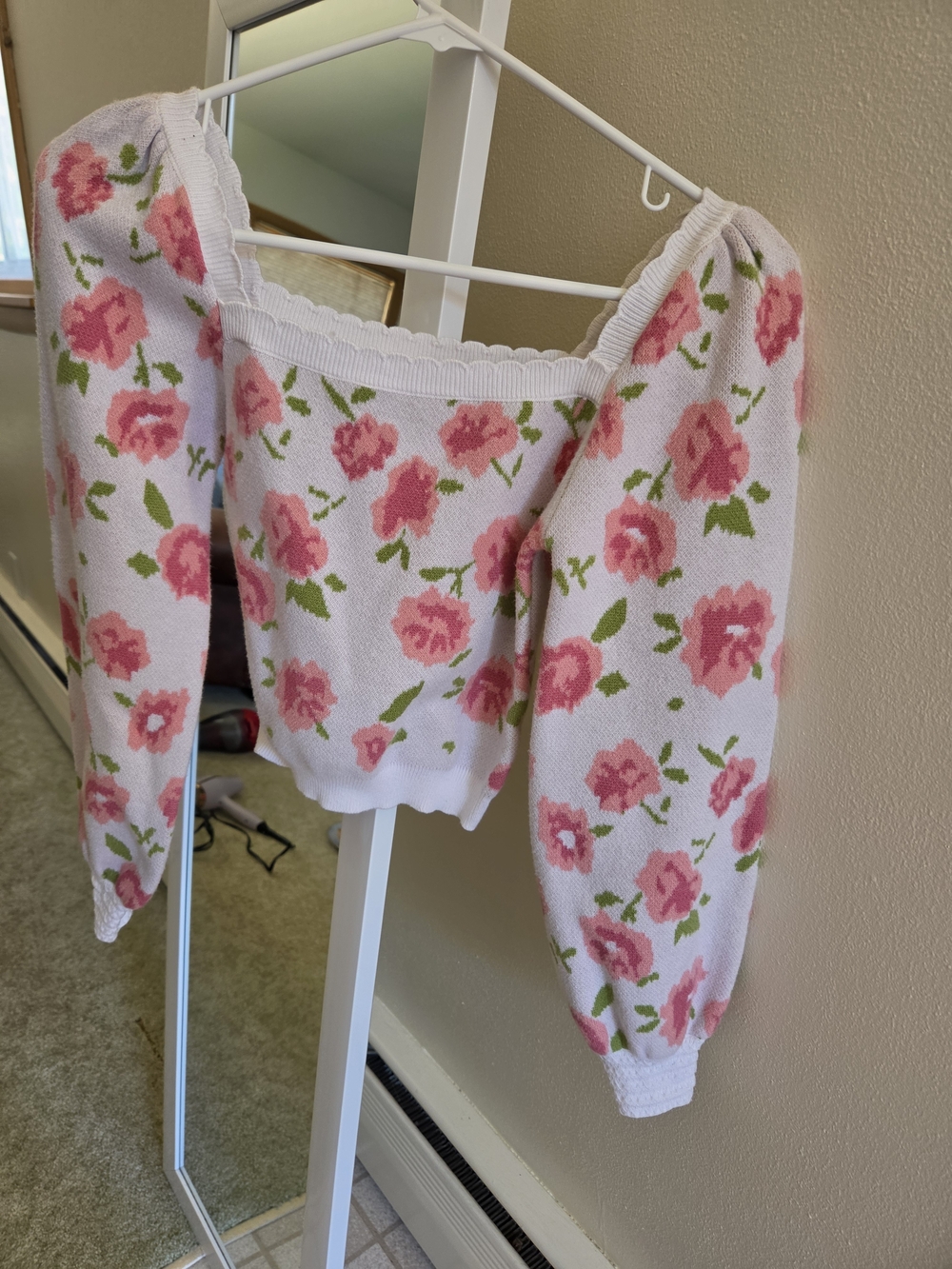 Cropped Pink Floral Square-Neck Knit Sweater Top